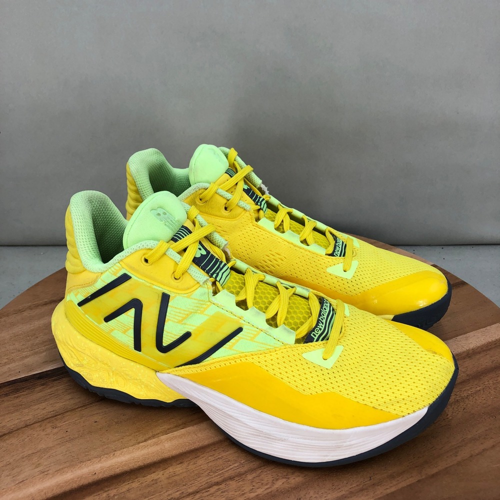 New Balance Two Wxy V4 Basketball Shoes Yellow Green BB2WYRT4 Mens 7.5 Womens 9